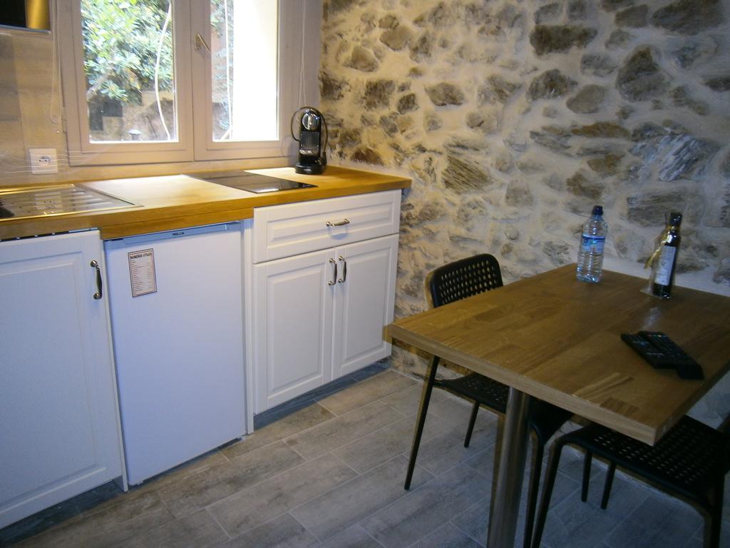 Studio Suquet Saint Antoine Cannes Bagian luar foto